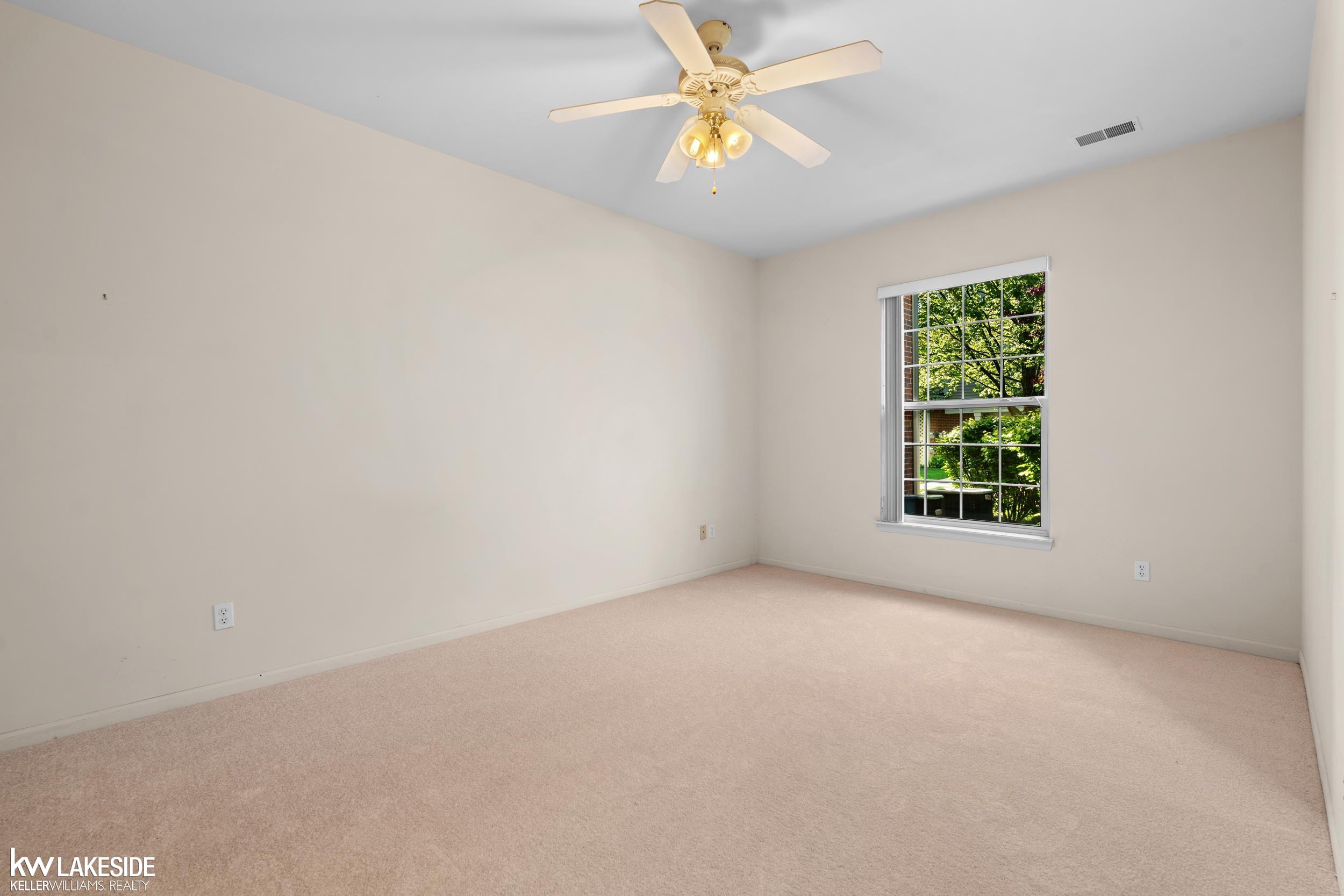 1649 Deepwood Circle Rochester, MI 48307 - Photo 22 of 32 Gallery Image 22
