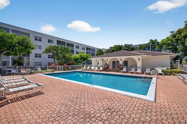$2,175 | 1541 South Ocean Boulevard, Unit 122, Pompano Beach, FL 33062