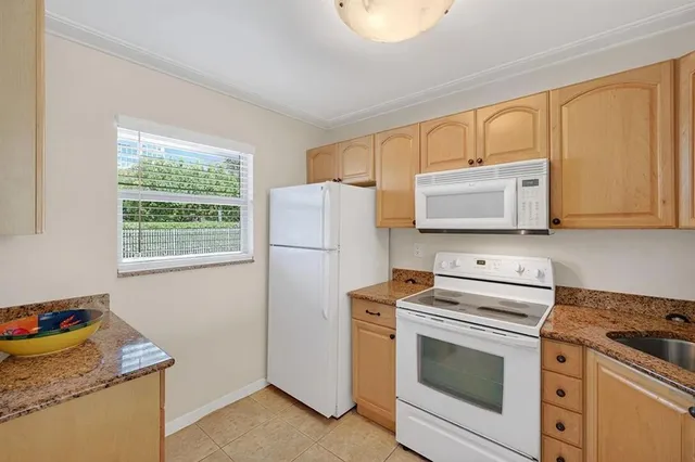 $2,175 | 1541 South Ocean Boulevard, Unit 122, Pompano Beach, FL 33062