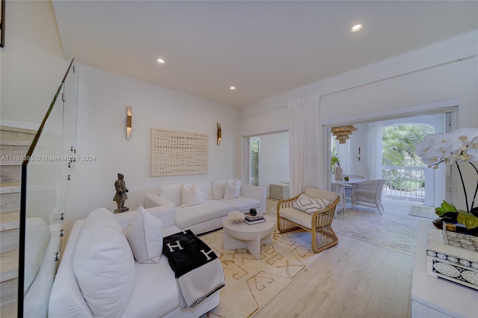 668 Fernwood Road, Unit 2 Key Biscayne, FL 33149 - Photo 13 of 43