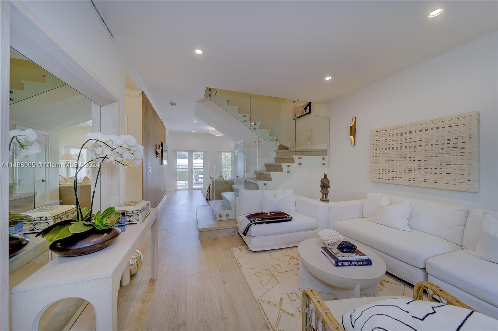 668 Fernwood Road, Unit 2 Key Biscayne, FL 33149 - Photo 14 of 43