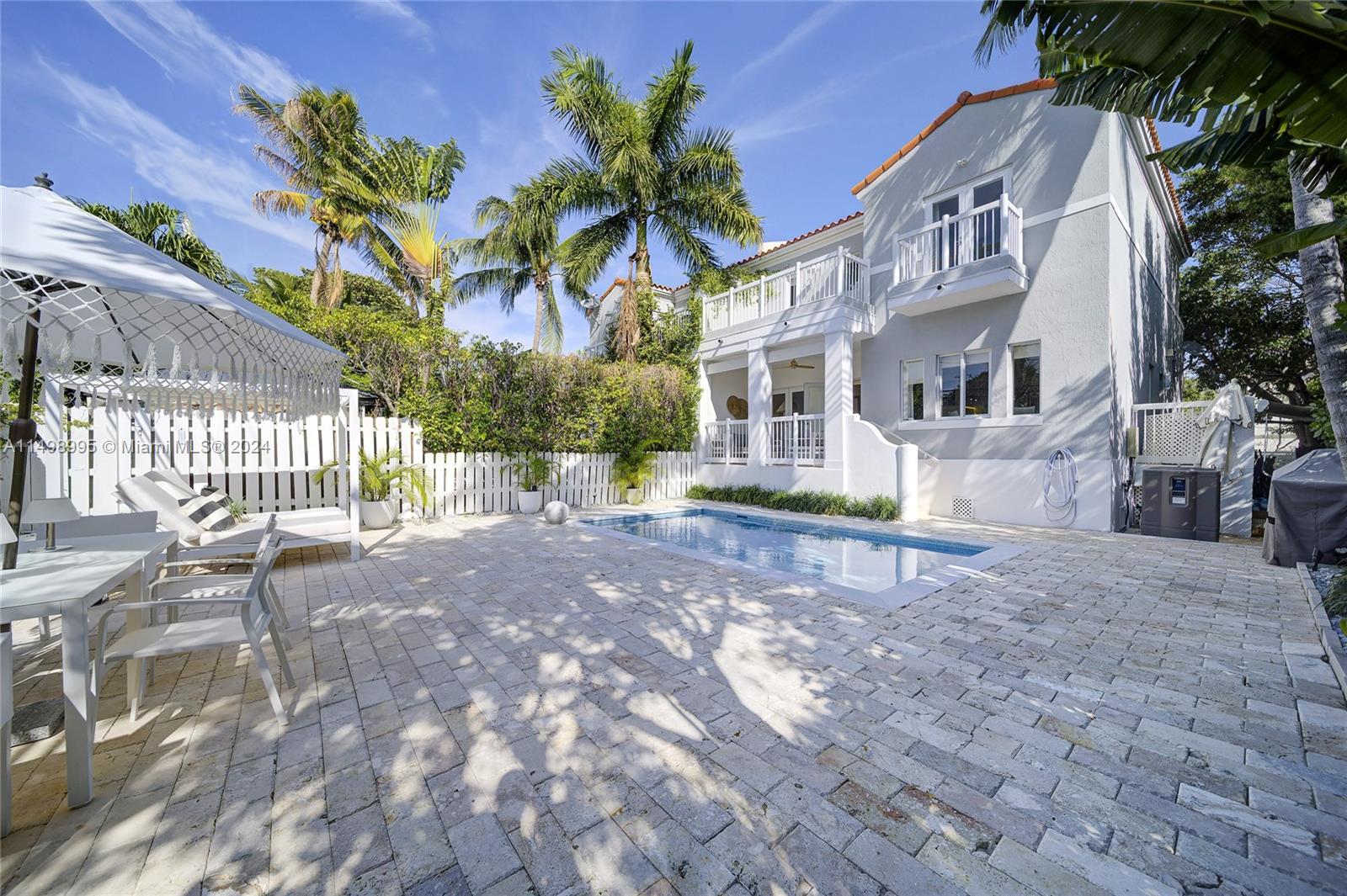 668 Fernwood Road, Unit 2 Key Biscayne, FL 33149 - Photo 24 of 43