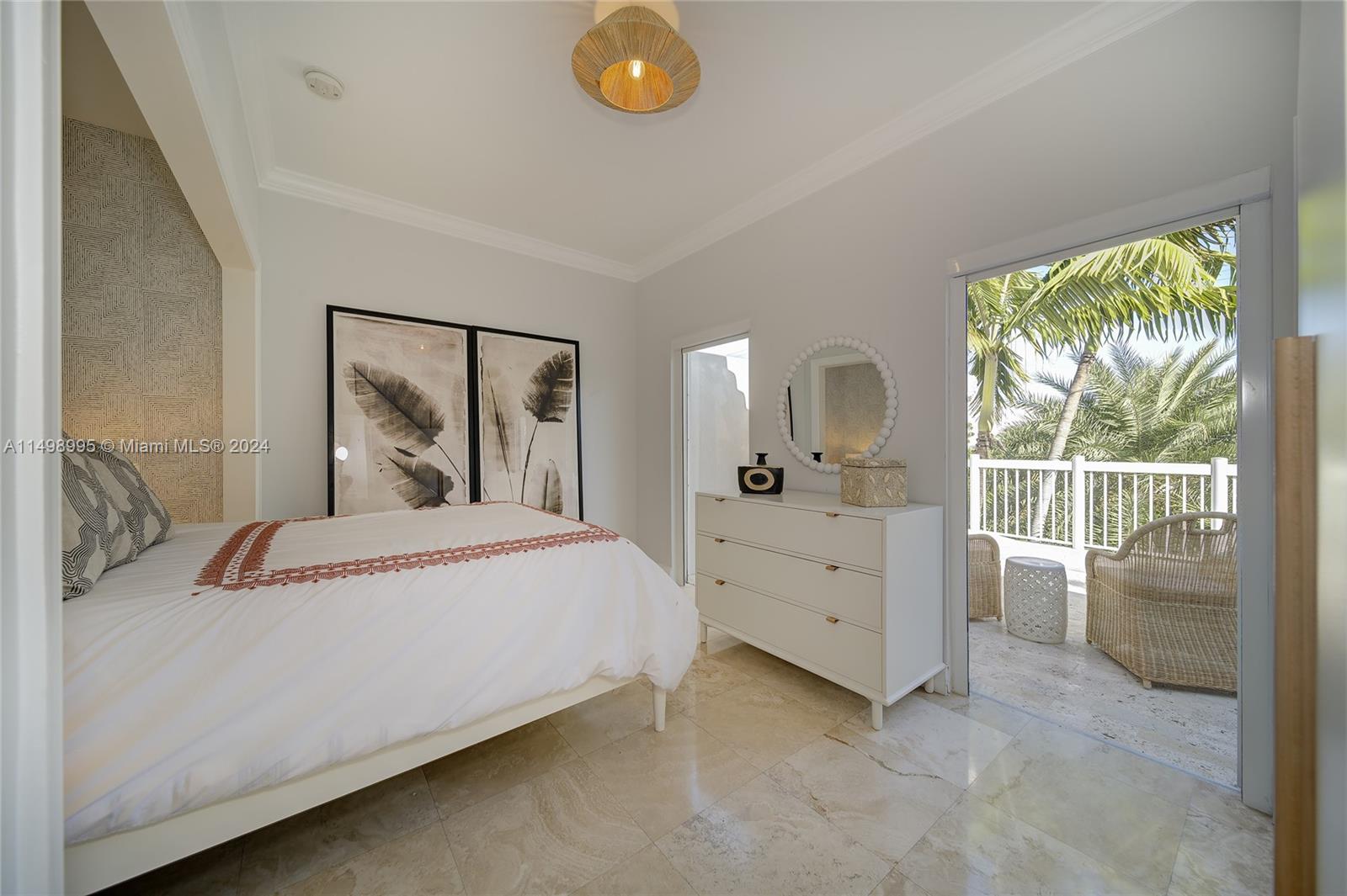 668 Fernwood Road, Unit 2 Key Biscayne, FL 33149 - Photo 30 of 43