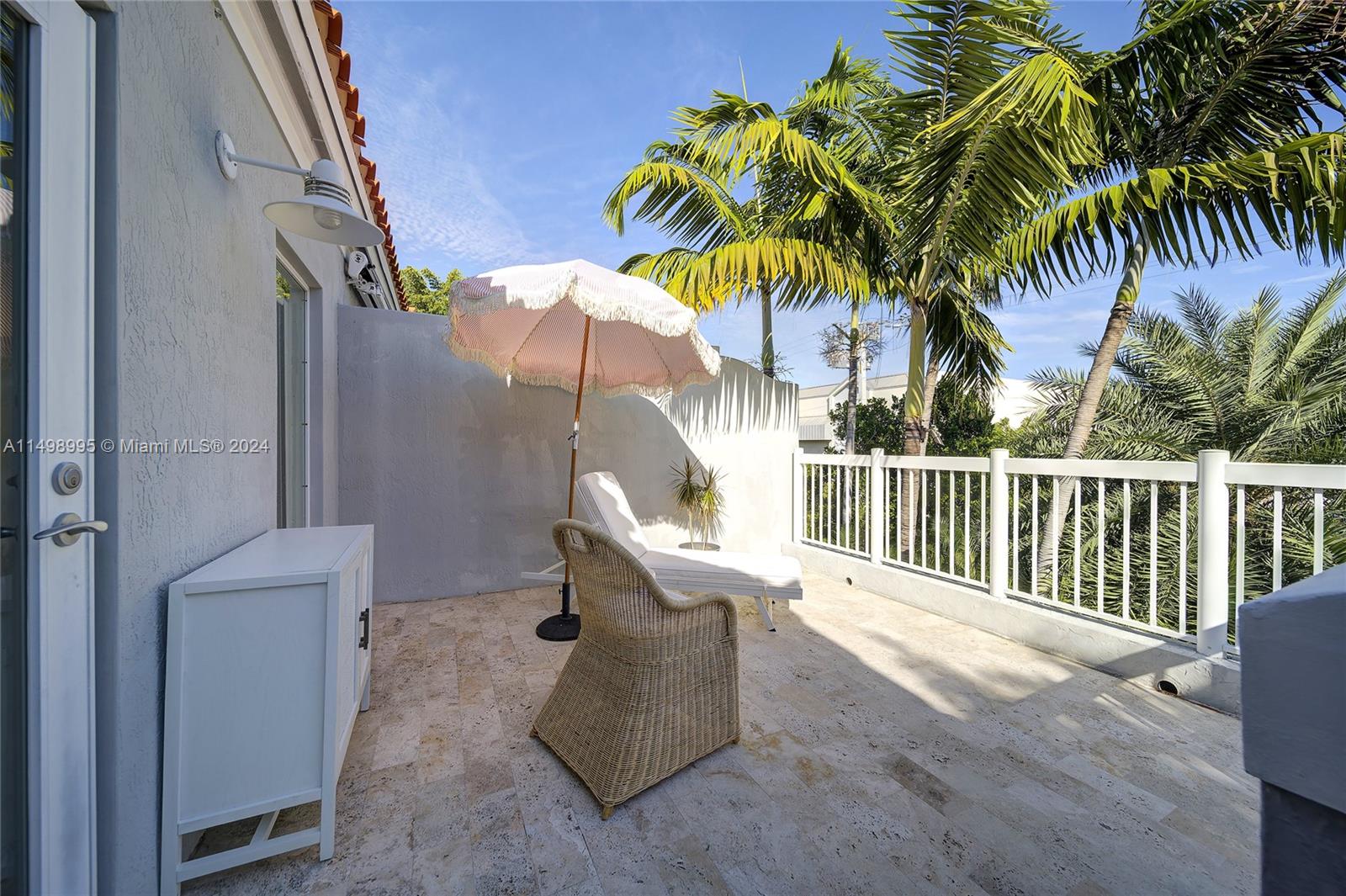 668 Fernwood Road, Unit 2 Key Biscayne, FL 33149 - Photo 31 of 43