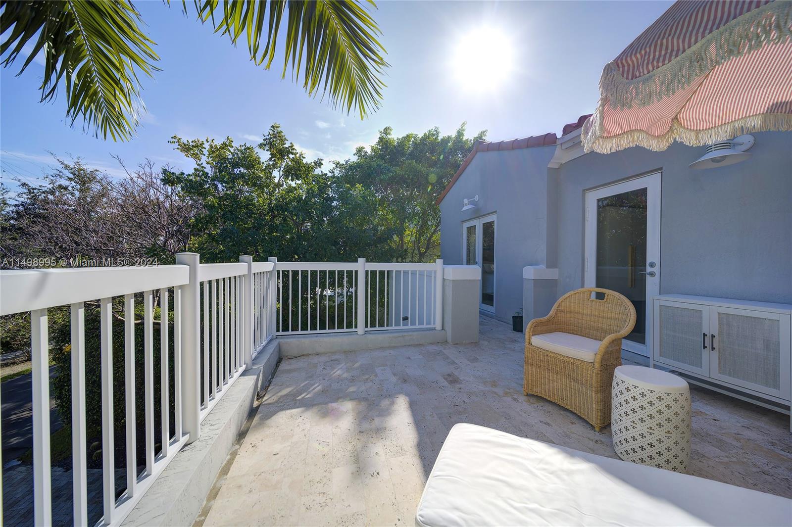 668 Fernwood Road, Unit 2 Key Biscayne, FL 33149 - Photo 32 of 43