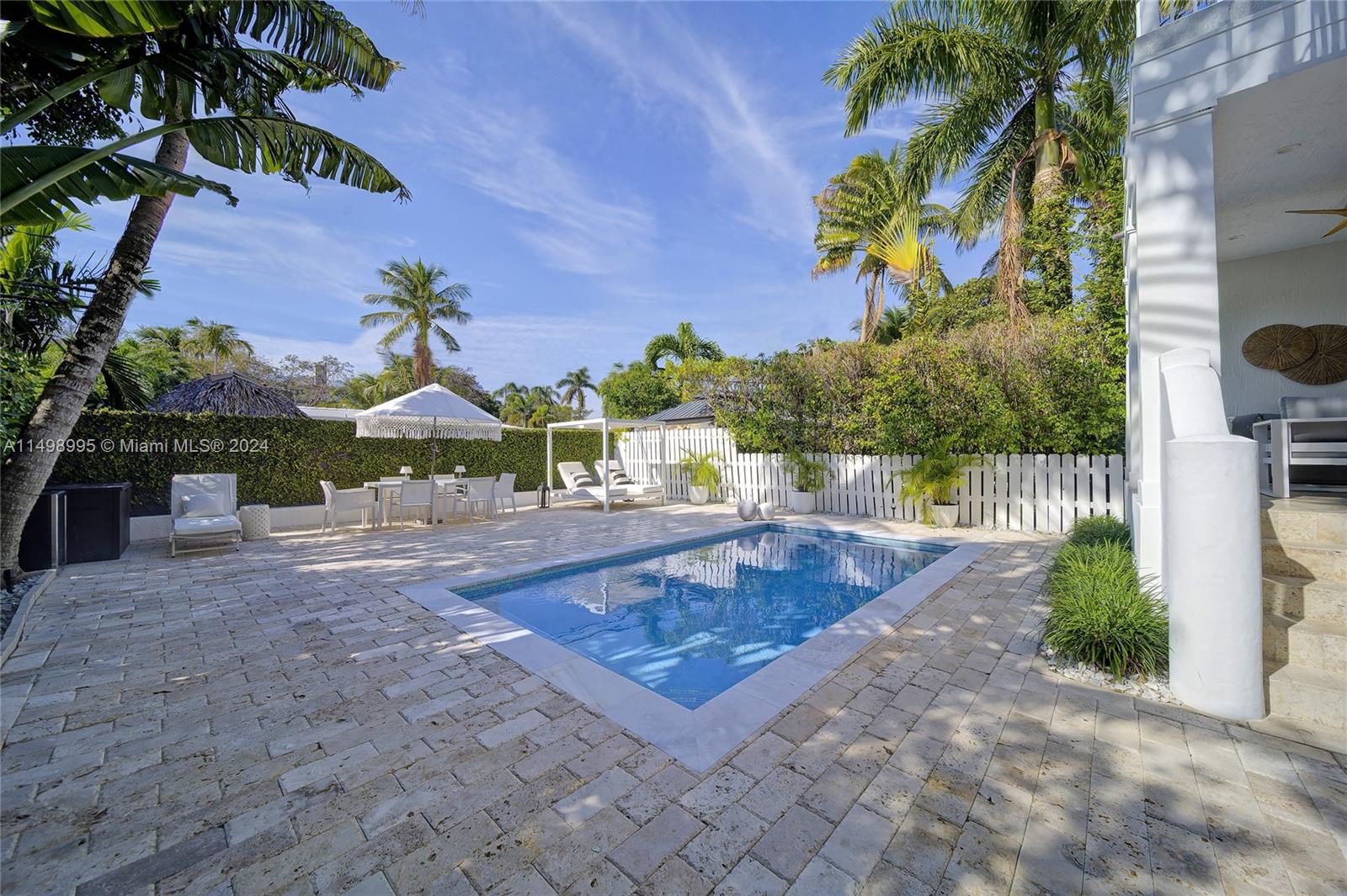 668 Fernwood Road, Unit 2 Key Biscayne, FL 33149 - Photo 37 of 43