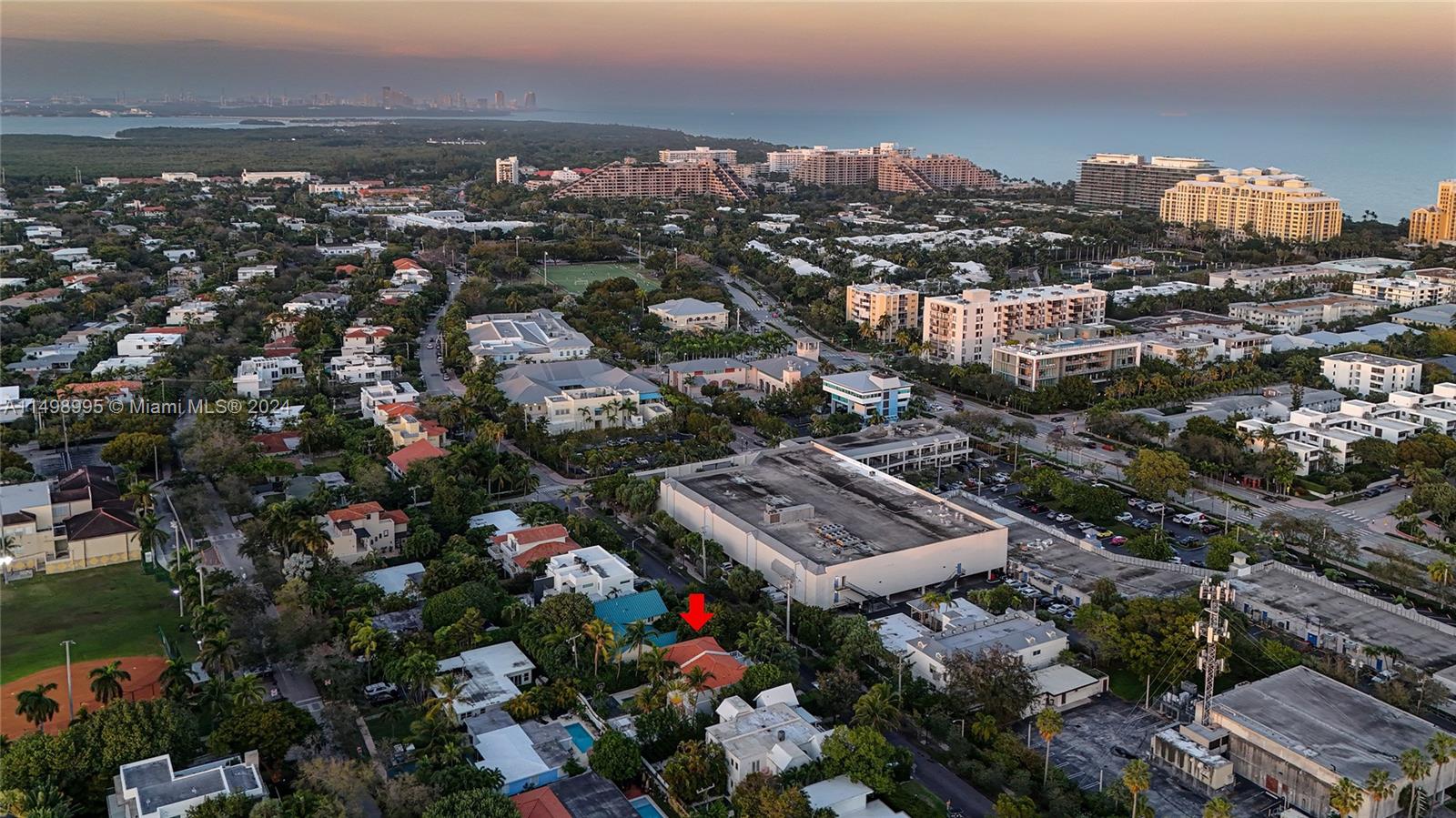 668 Fernwood Road, Unit 2 Key Biscayne, FL 33149 - Photo 39 of 43