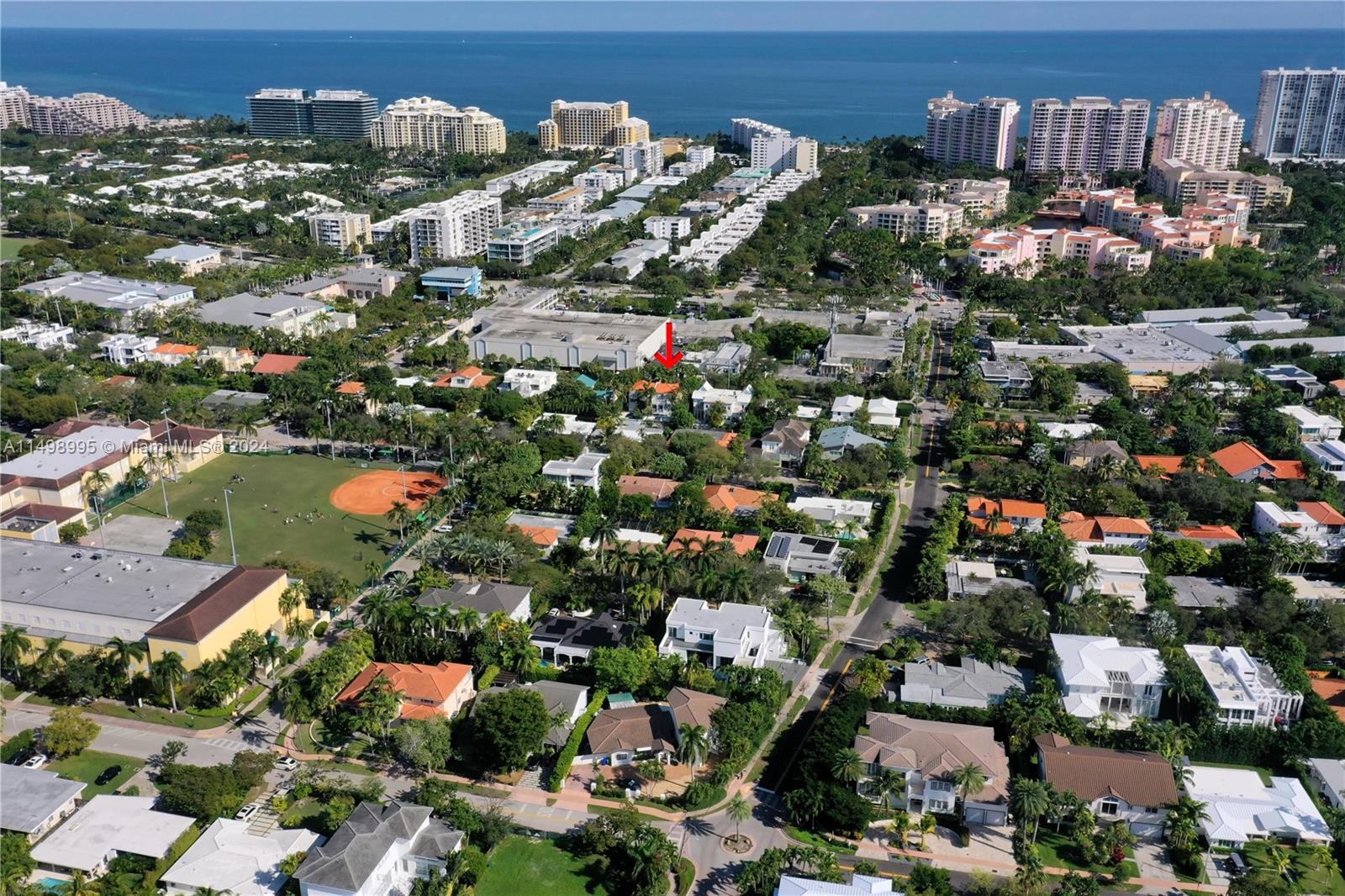 668 Fernwood Road, Unit 2 Key Biscayne, FL 33149 - Photo 40 of 43