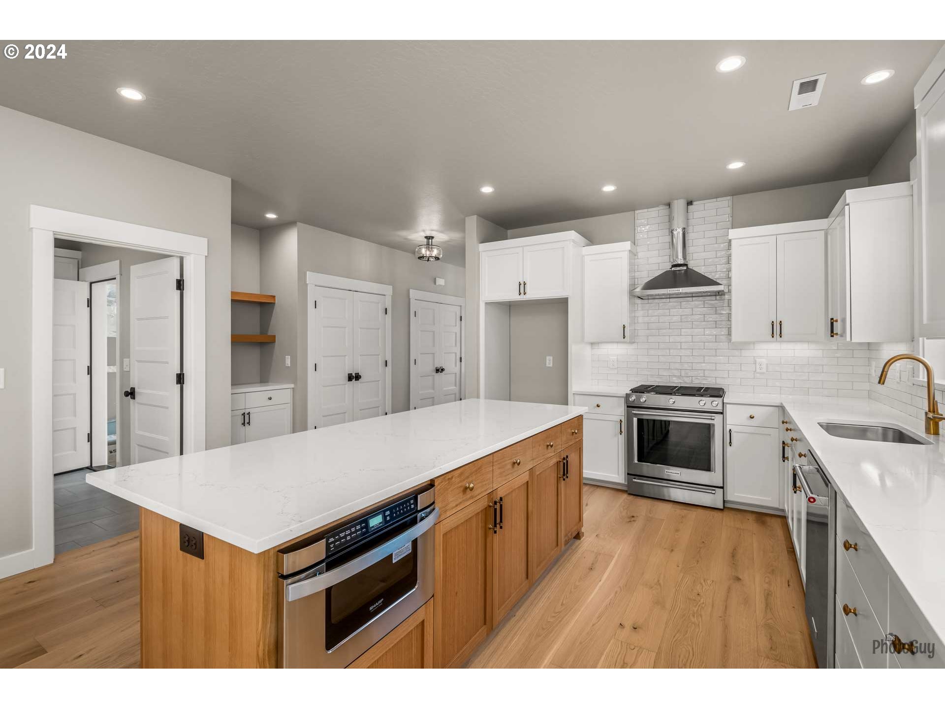 32752 Coburg Road Eugene, OR 97408 - Photo 14 of 38 Gallery Image 14