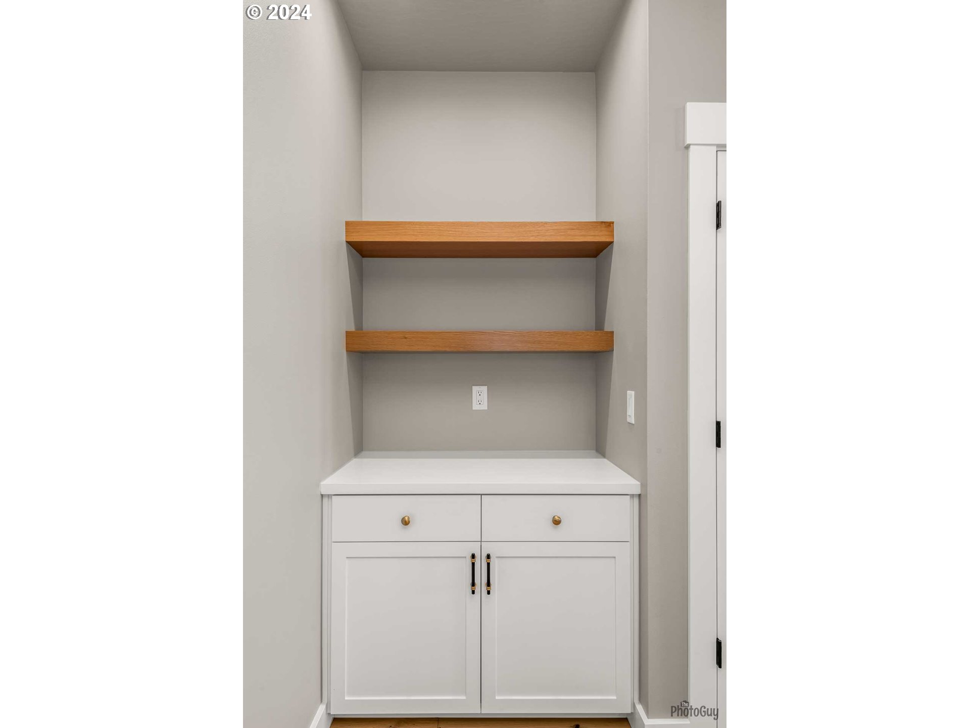 32752 Coburg Road Eugene, OR 97408 - Photo 15 of 38 Gallery Image 15