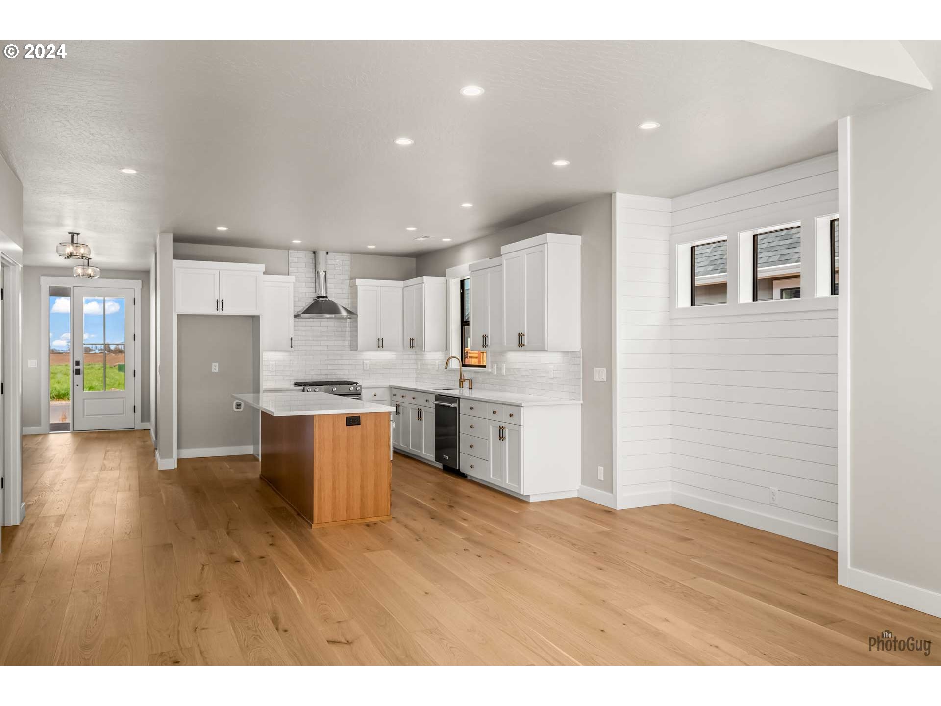 32752 Coburg Road Eugene, OR 97408 - Photo 20 of 38 Gallery Image 20