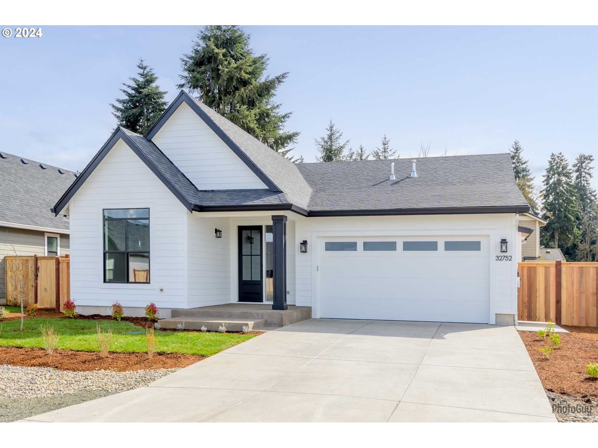 32752 Coburg Road Eugene, OR 97408 - Photo 2 of 38 Gallery Image 2