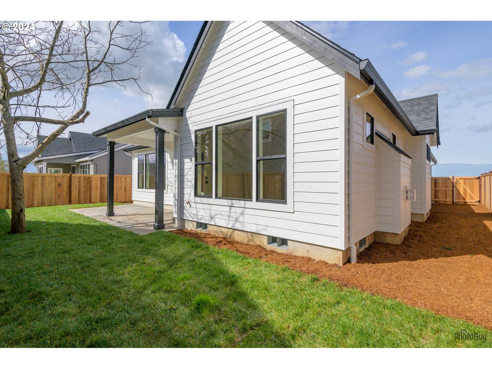 32752 Coburg Road Eugene, OR 97408 - Photo 37 of 38 Gallery Image 37