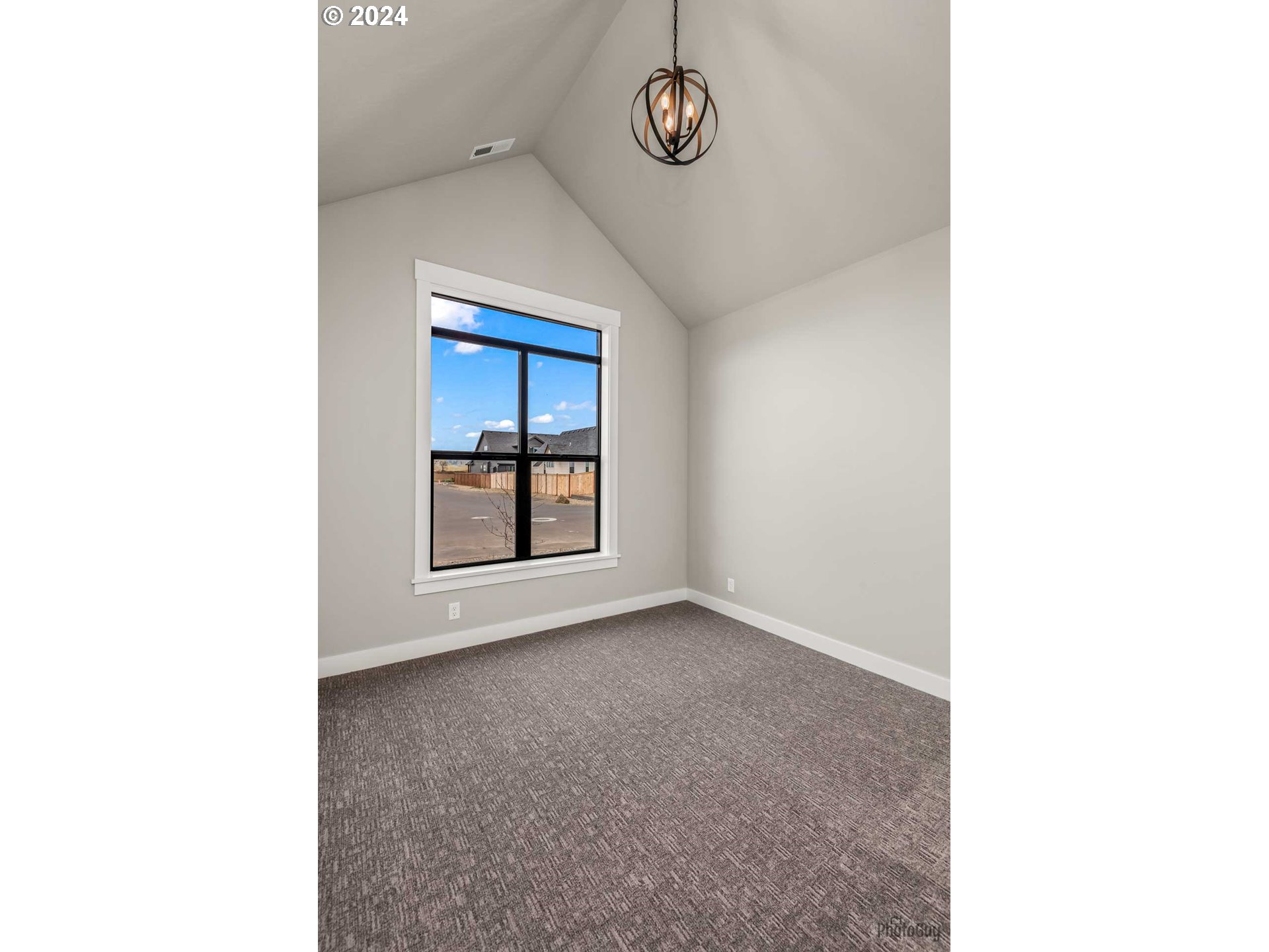 32752 Coburg Road Eugene, OR 97408 - Photo 7 of 38 Gallery Image 7