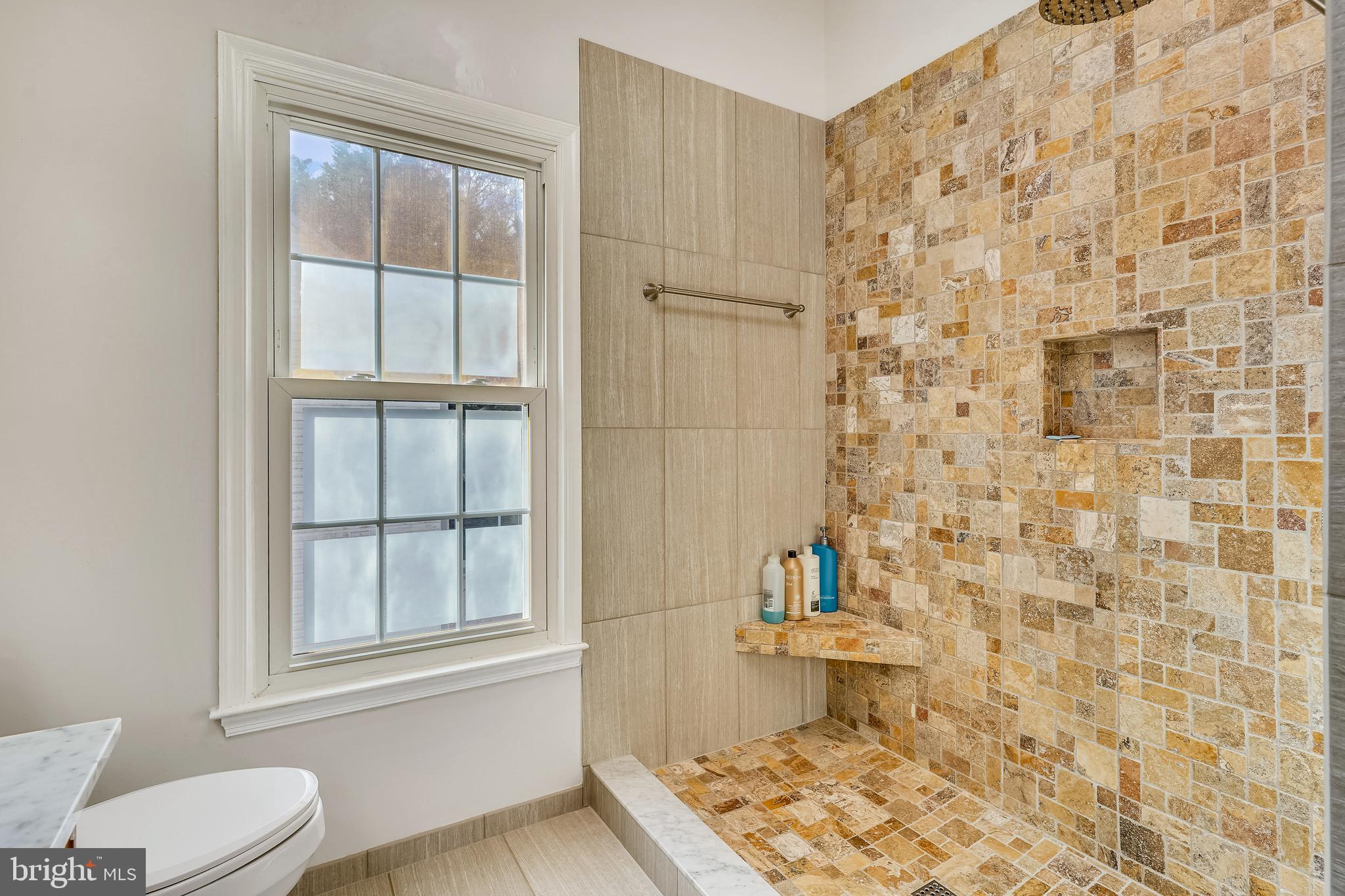 9506 Retriever Road Burke, VA 22015 - Photo 19 of 34