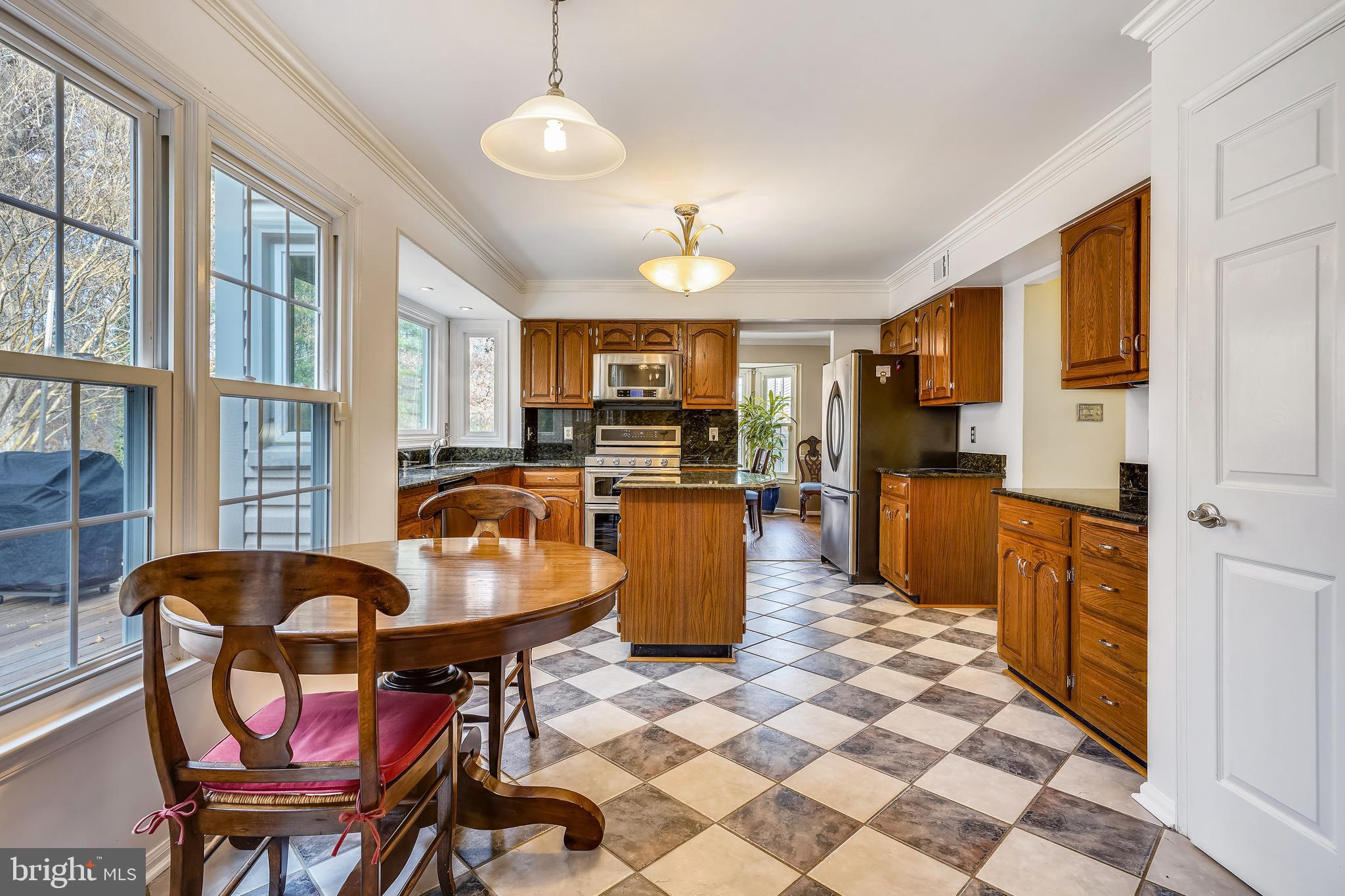 9506 Retriever Road Burke, VA 22015 - Photo 9 of 34