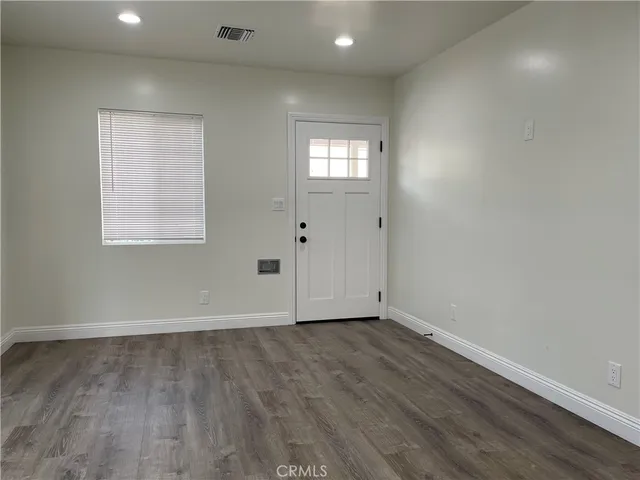 $2,500 | 6826 Newell Street, Unit B, Huntington Park, CA 90255