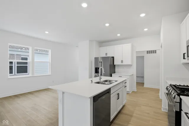 $320,280 | 5258 Foxley Pk Lane, Avon, IN 46123