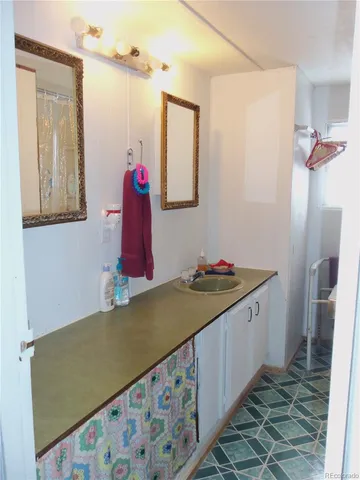 $55,000 | 709 5th Street, Hugo, CO 80821