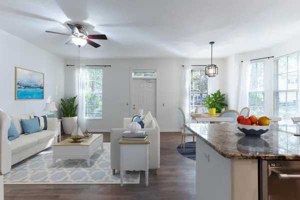 $3,500 | 340 Jacaranda Drive, Jupiter, FL 33458