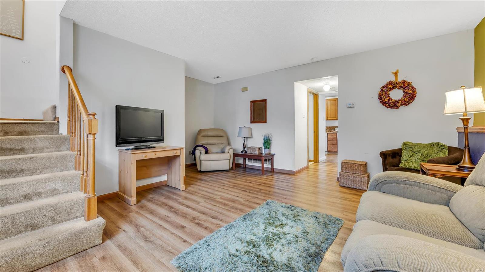 306 Della Drive St. Peters, MO 63376 - Photo 5 of 24