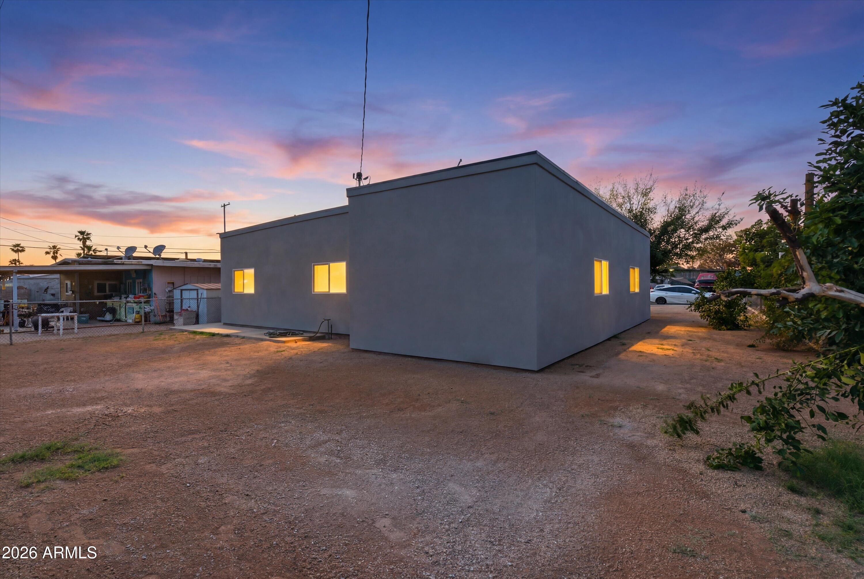 2709 East Phelps Road Phoenix, AZ 85032 - Photo 29 of 36
