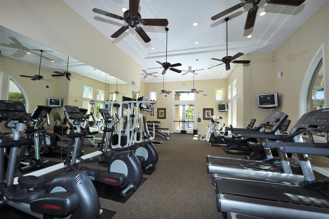 429 Almond Road San Marcos, CA 92078 - Photo 13 of 17