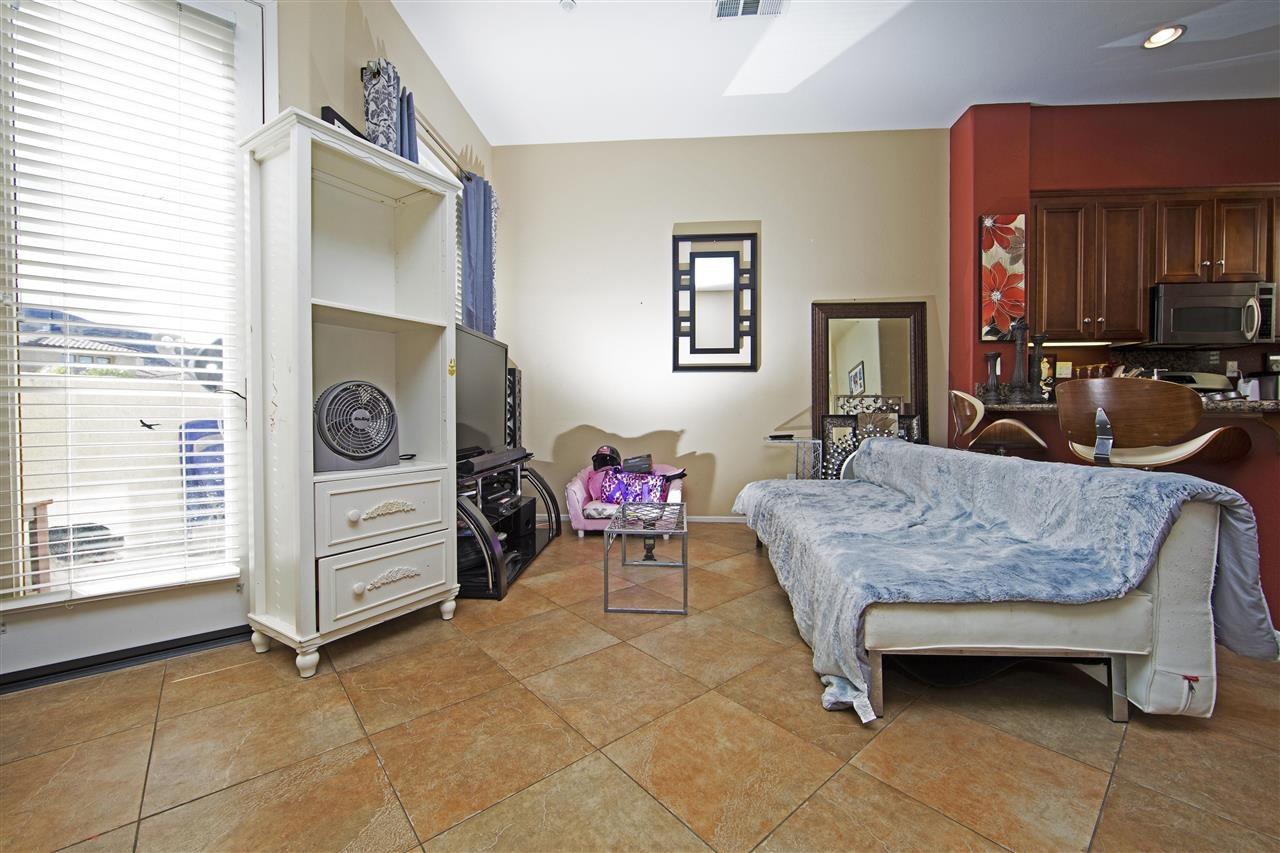 429 Almond Road San Marcos, CA 92078 - Photo 3 of 17