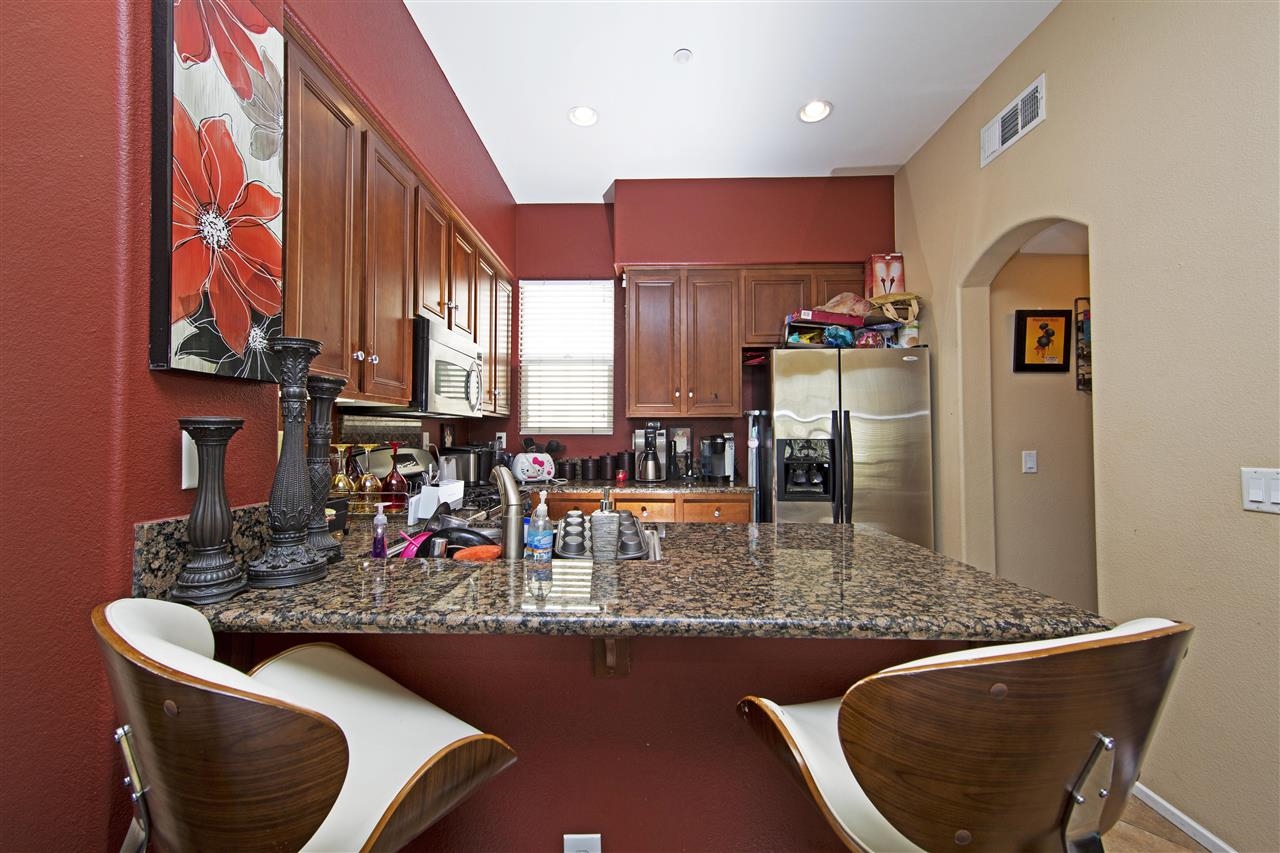 429 Almond Road San Marcos, CA 92078 - Photo 4 of 17