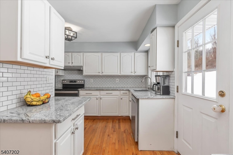 331 County Road 513 Califon, NJ 07830 - Photo 18 of 50