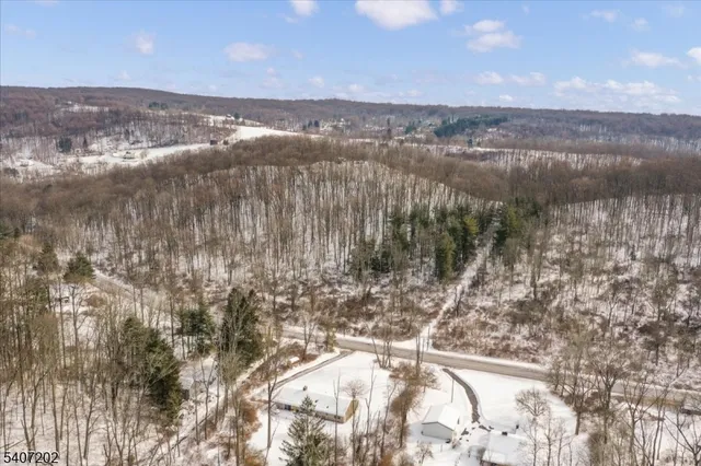 $475,000 | 331 County Road 513, Califon, NJ 07830