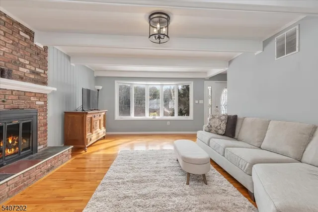 $475,000 | 331 County Road 513, Califon, NJ 07830