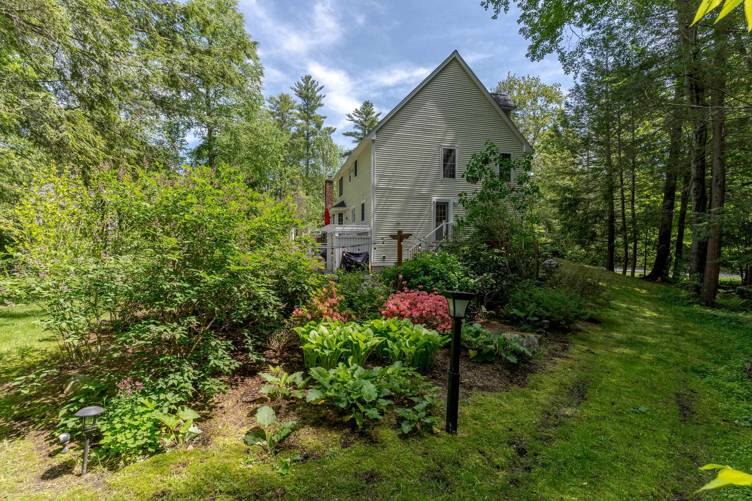 22 Captain's Way Exeter, NH 03833 - Photo 4 of 52