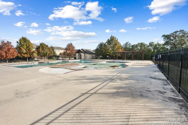 a view of a basketball court