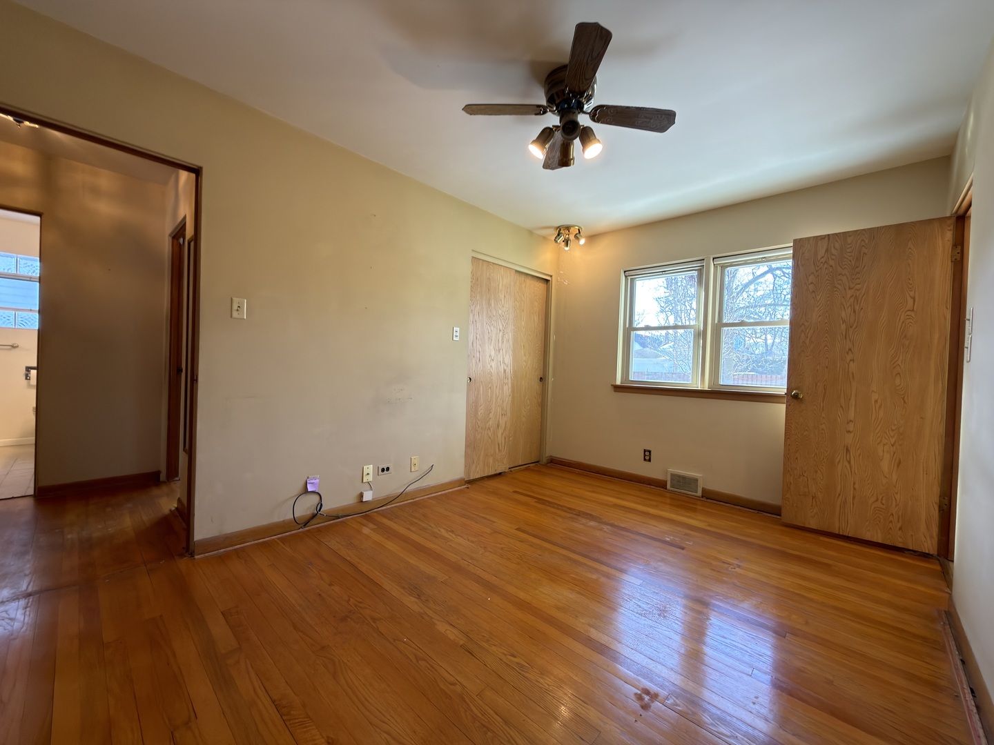 3814 Raymond Avenue Brookfield, IL 60513 - Photo 9 of 23