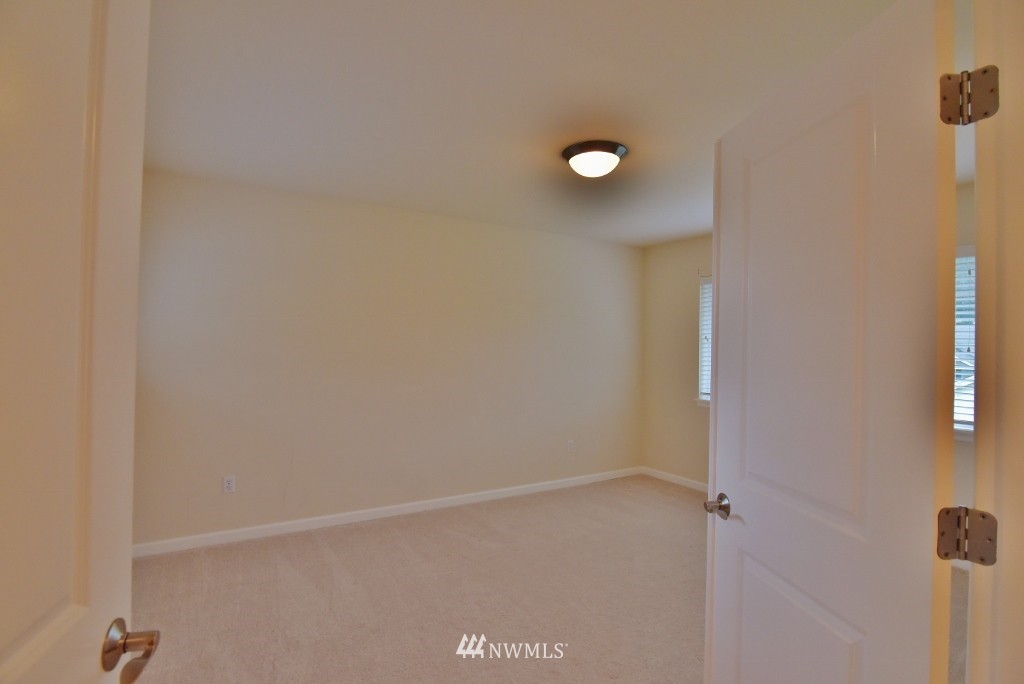 4669 Rutherford Circle Southwest Port Orchard, WA 98367 - Photo 14 of 25 Gallery Image 14