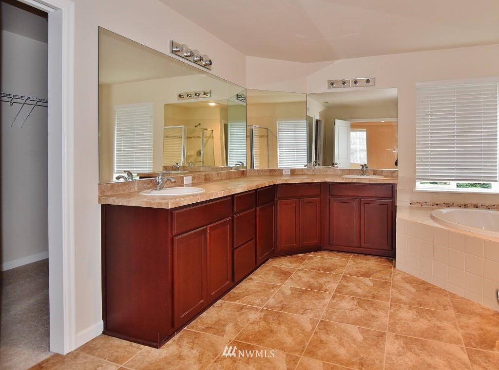 4669 Rutherford Circle Southwest Port Orchard, WA 98367 - Photo 19 of 25 Gallery Image 19
