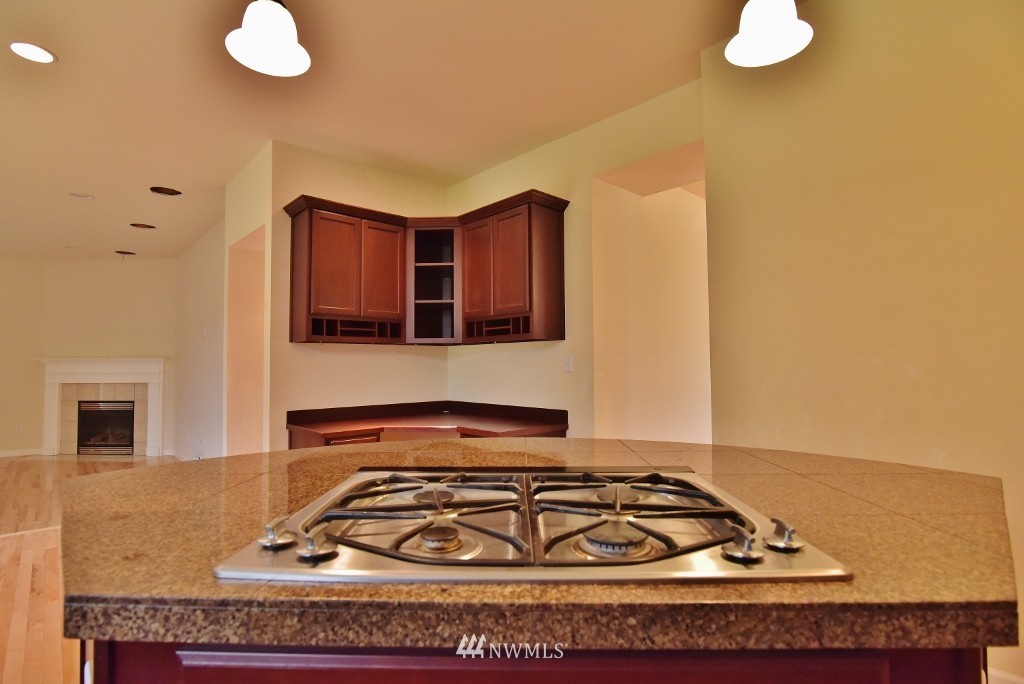 4669 Rutherford Circle Southwest Port Orchard, WA 98367 - Photo 3 of 25 Gallery Image 3
