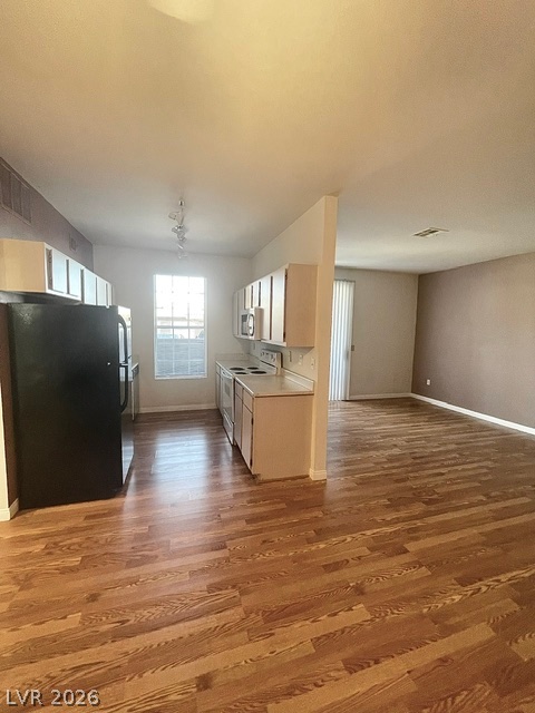231 West Horizon Ridge Parkway, Unit 2813 Henderson, NV 89012 - Photo 7 of 19
