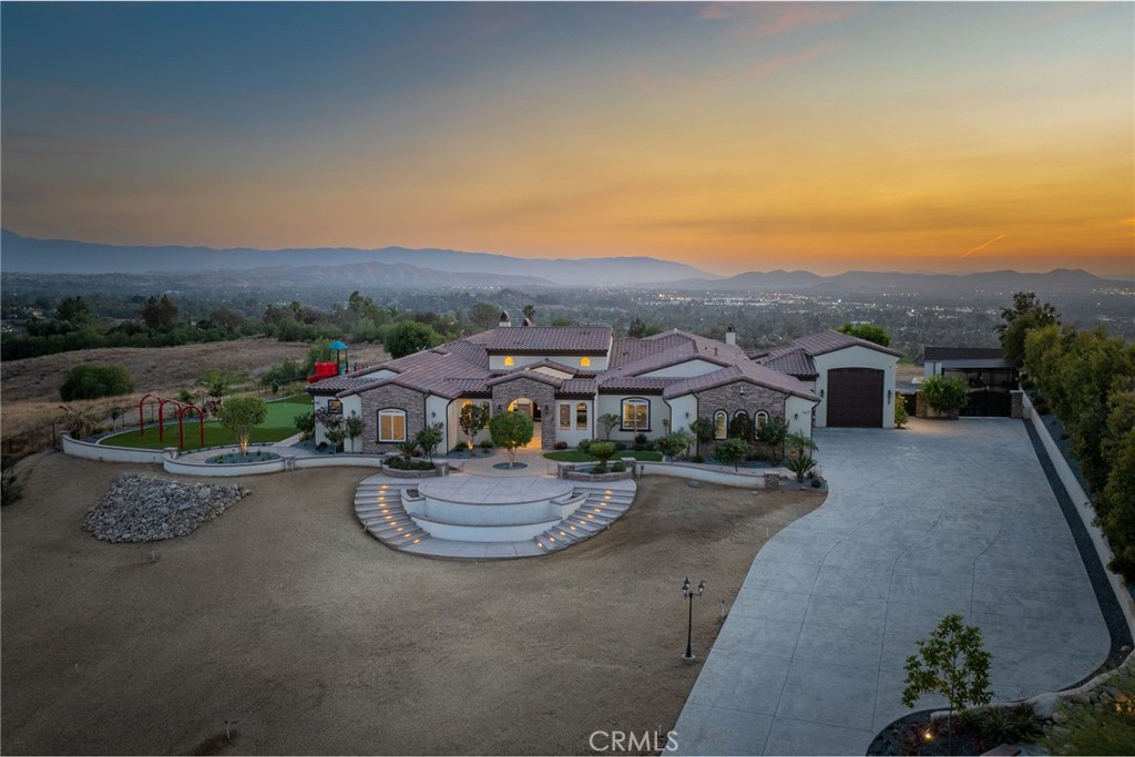 6355 Cresthaven Drive Riverside, CA 92506 - Photo 11 of 75