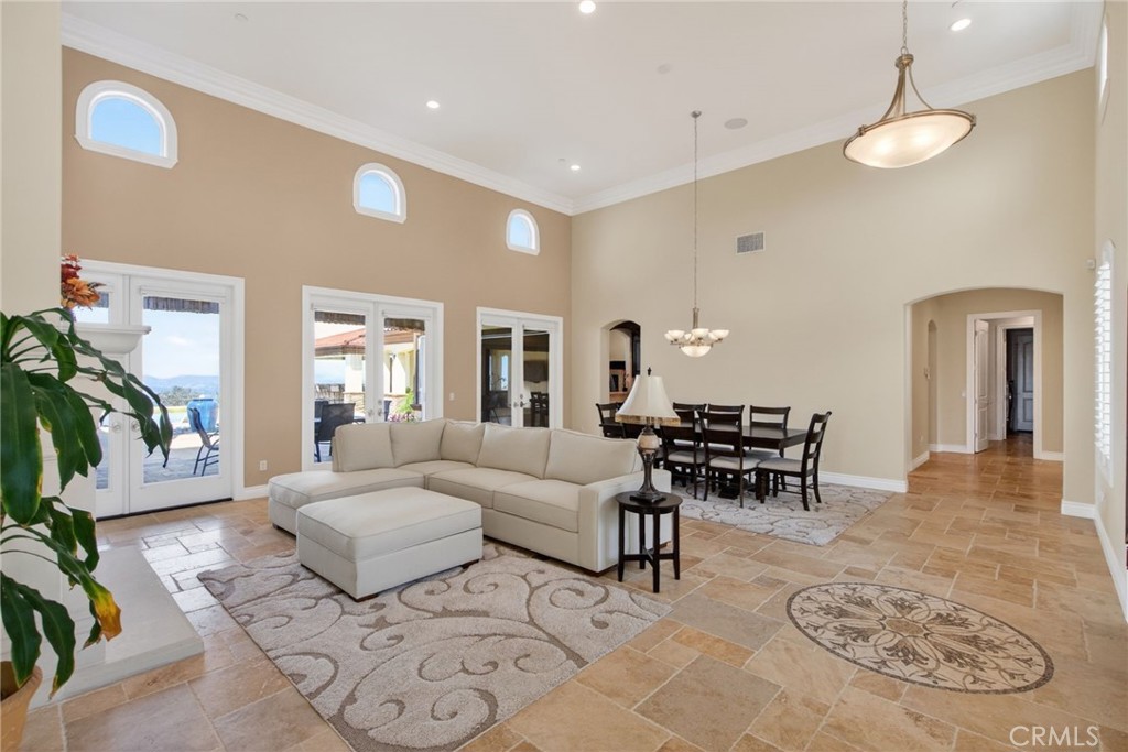 6355 Cresthaven Drive Riverside, CA 92506 - Photo 21 of 75