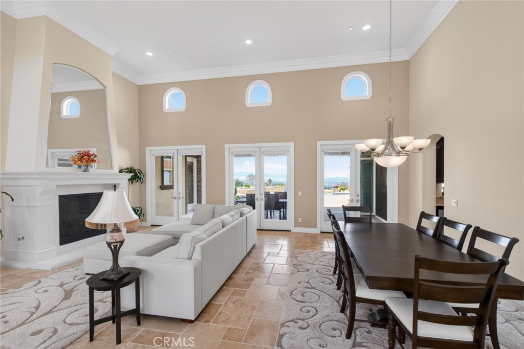 6355 Cresthaven Drive Riverside, CA 92506 - Photo 22 of 75