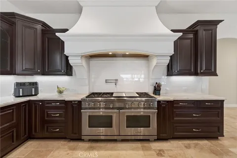 $2,600,000 | 6355 Cresthaven Drive, Riverside, CA 92506