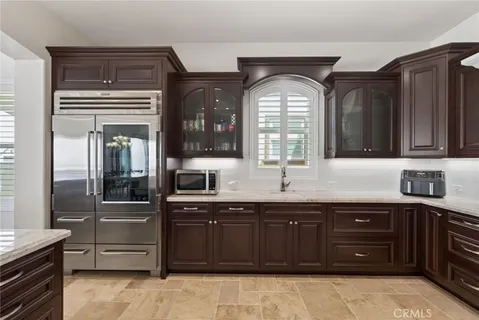 $2,600,000 | 6355 Cresthaven Drive, Riverside, CA 92506