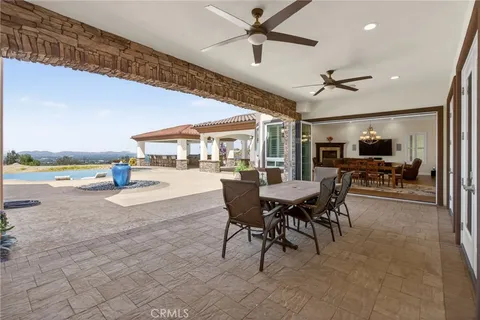 $2,600,000 | 6355 Cresthaven Drive, Riverside, CA 92506