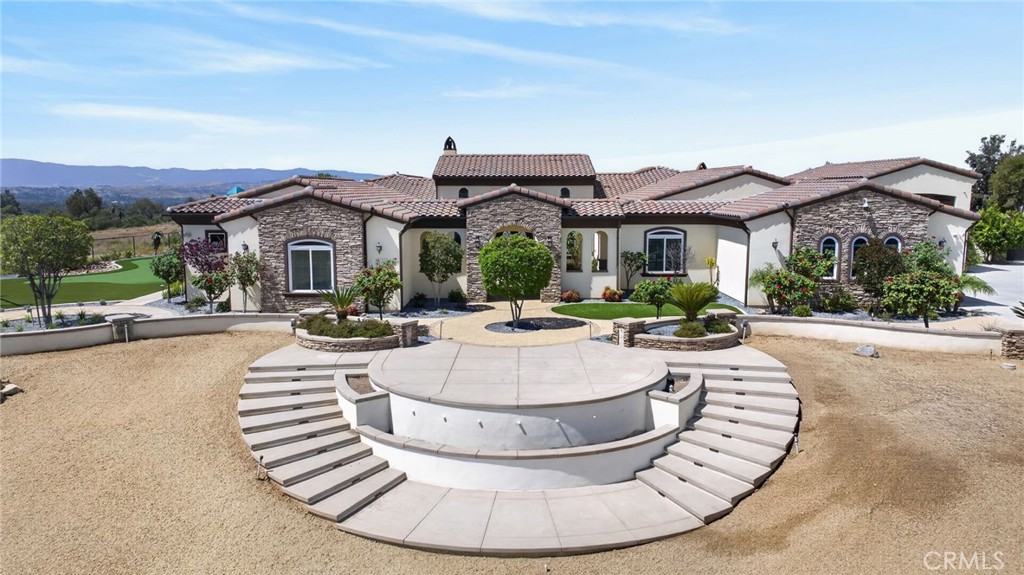 6355 Cresthaven Drive Riverside, CA 92506 - Photo 5 of 75