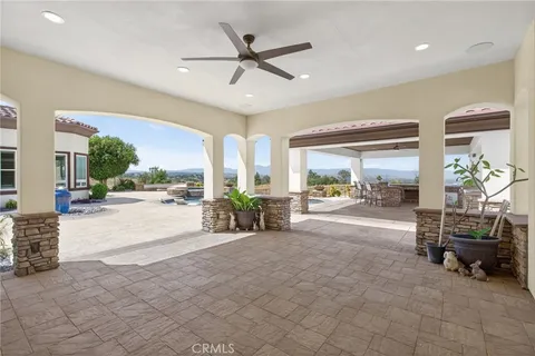 $2,600,000 | 6355 Cresthaven Drive, Riverside, CA 92506