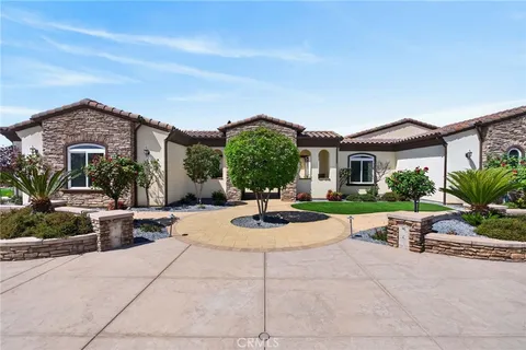 $2,600,000 | 6355 Cresthaven Drive, Riverside, CA 92506