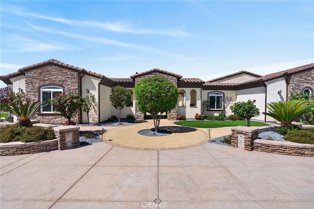 6355 Cresthaven Drive Riverside, CA 92506 - Photo 9 of 75