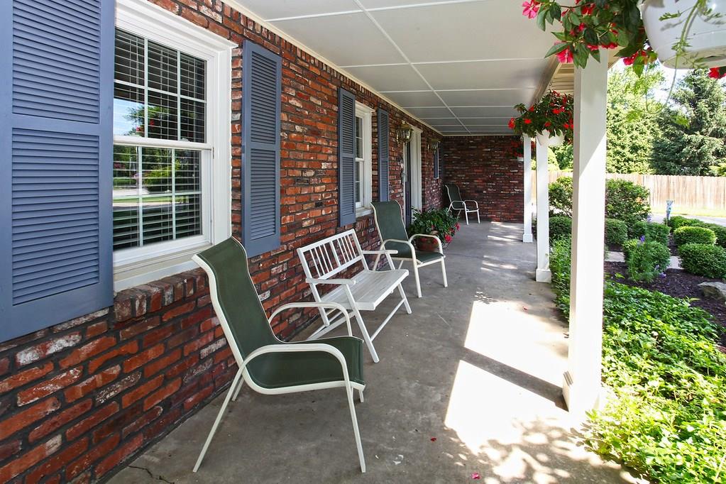 2577 Cole Road Wexford, PA 15090 - Photo 2 of 22 Gallery Image 2